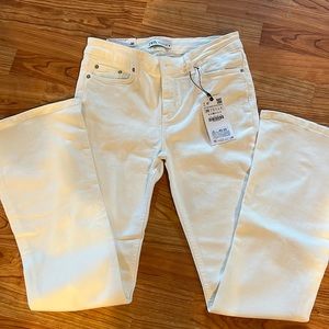 Zara-The HW Skinny Flare Off-white jeans